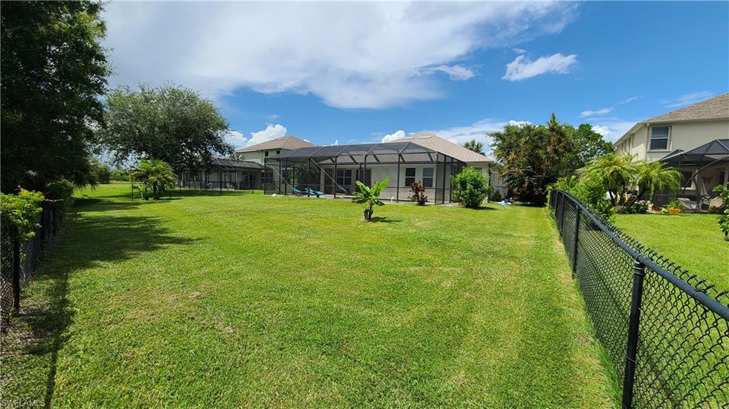 TOWN LAKES - Residential