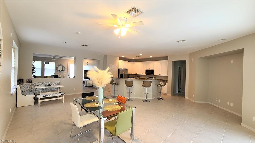 TOWN LAKES - Residential