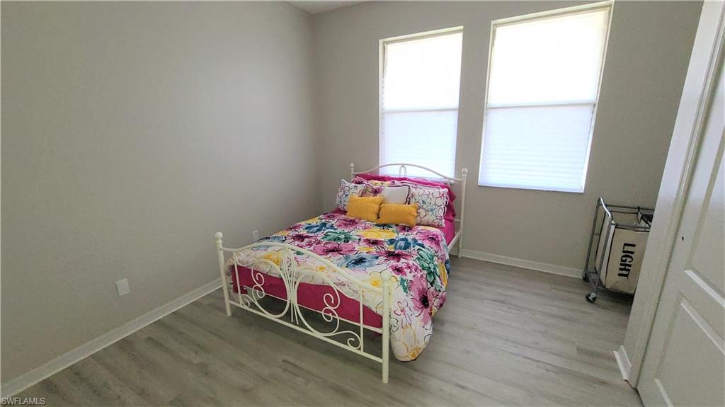 TOWN LAKES - Residential