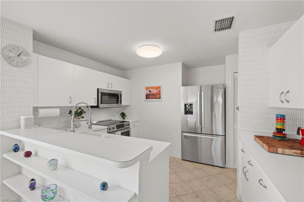 GRAND PALM VILLAGE - Residential