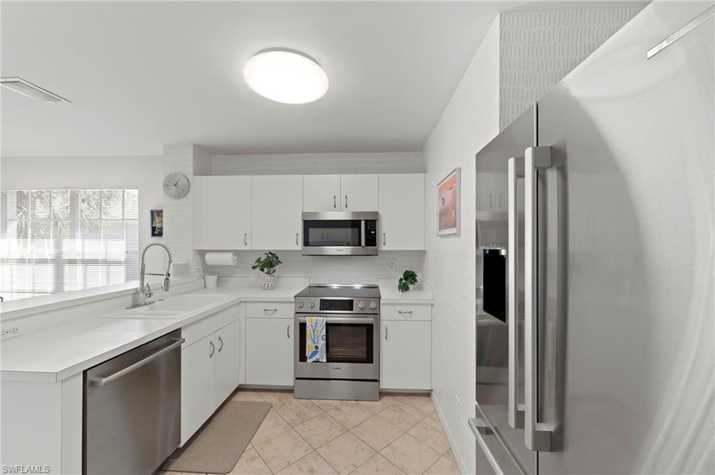 GRAND PALM VILLAGE - Residential