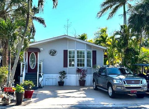 1658 Diamond Lake CIR NAPLES FL 34114