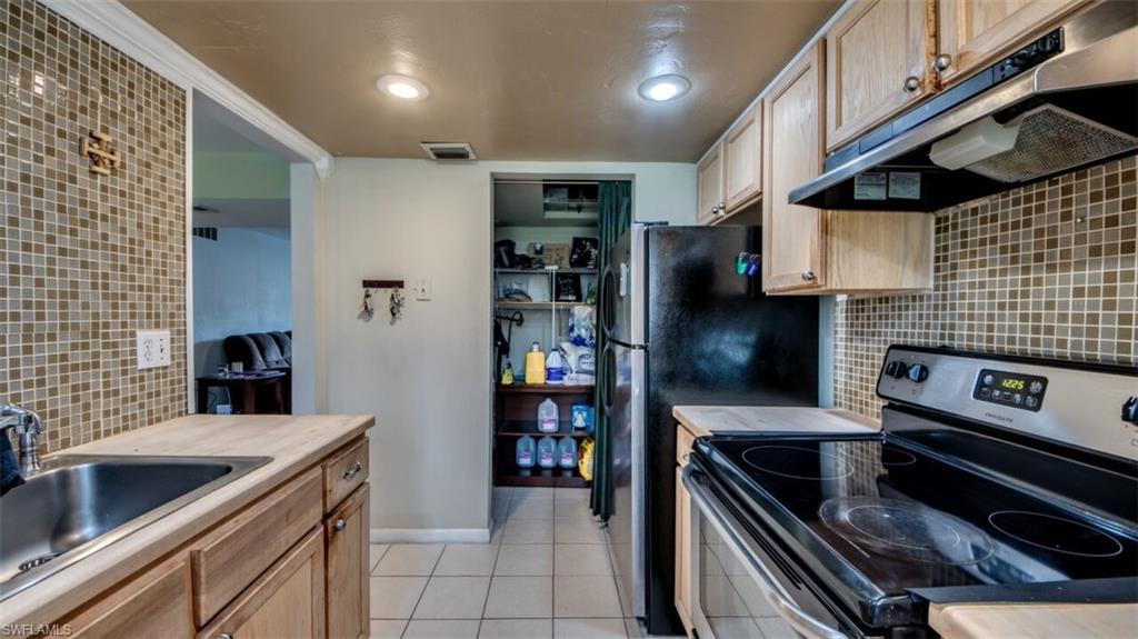 SUNSET POINTE AT FORT MYERS - Residential