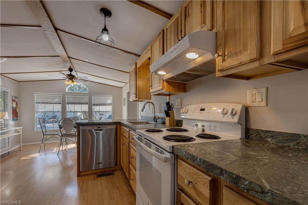 IMPERIAL WILDERNESS - Residential