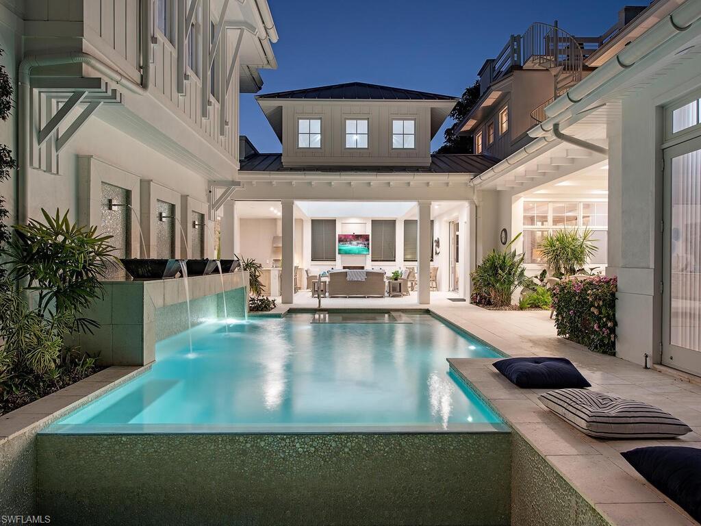 OLDE NAPLES - Residential