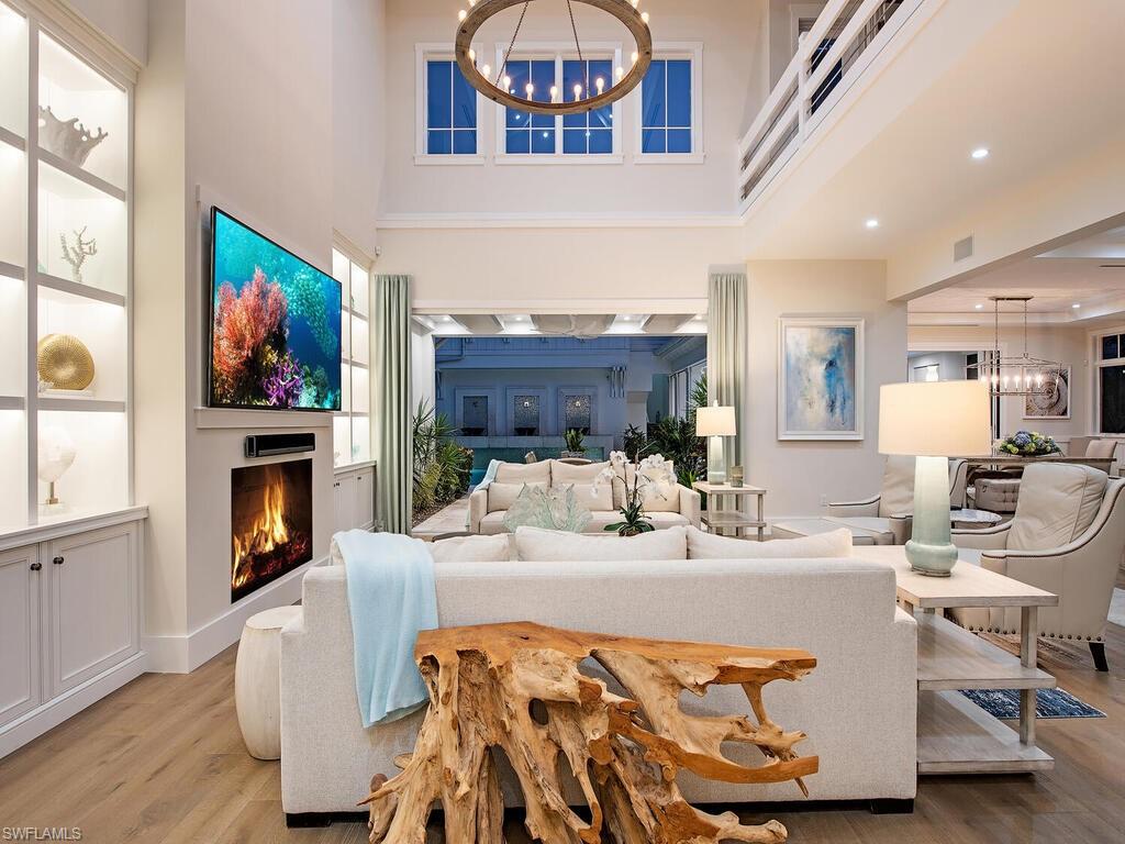 OLDE NAPLES - Residential