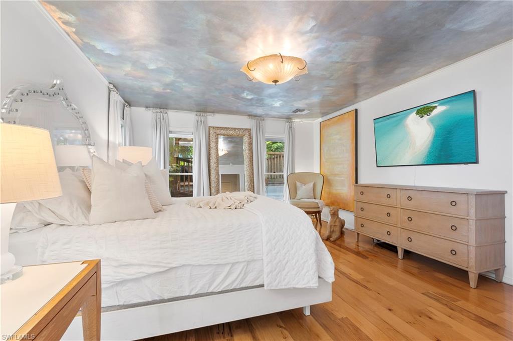 OLDE NAPLES - Residential