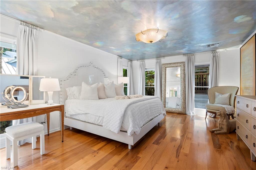 OLDE NAPLES - Residential