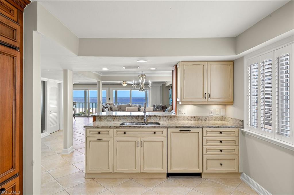 BONITA BEACH - Residential