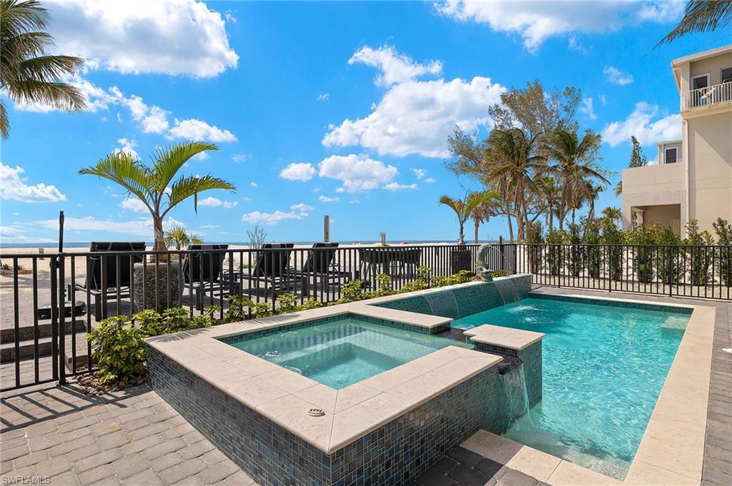 BONITA BEACH - Residential