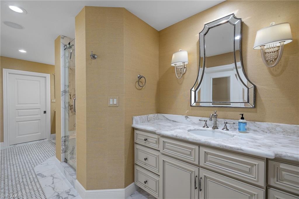 BONITA BEACH - Residential