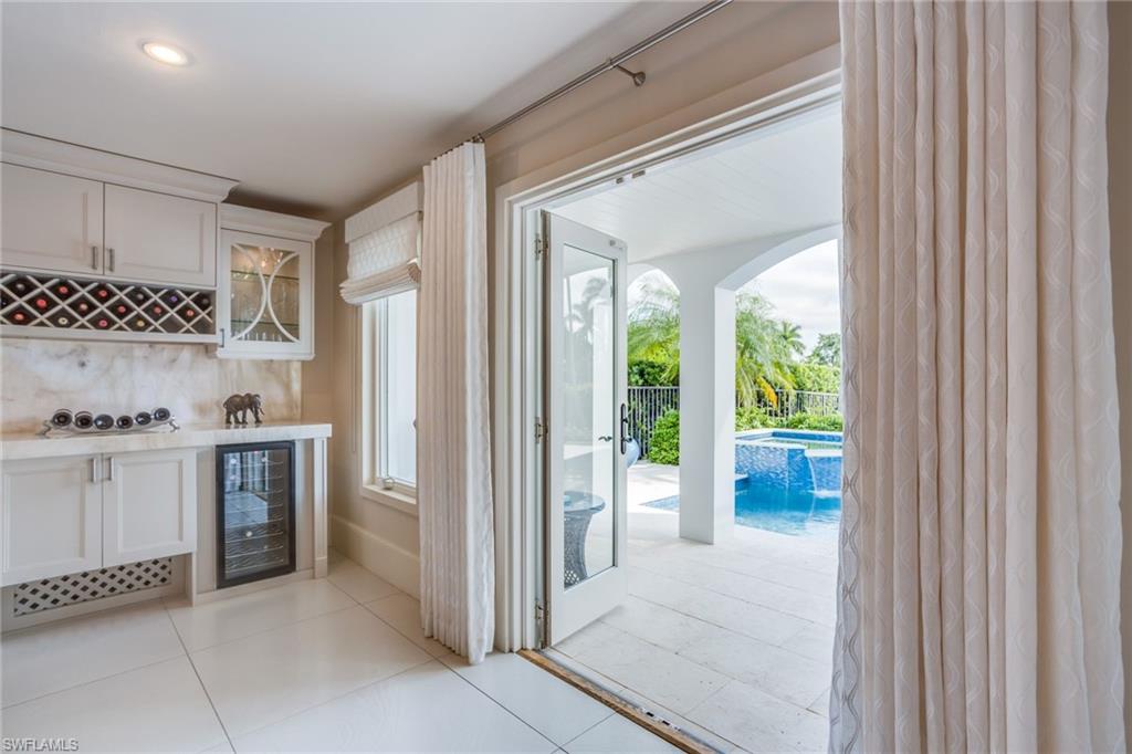 NAPLES CASAMORE - Residential