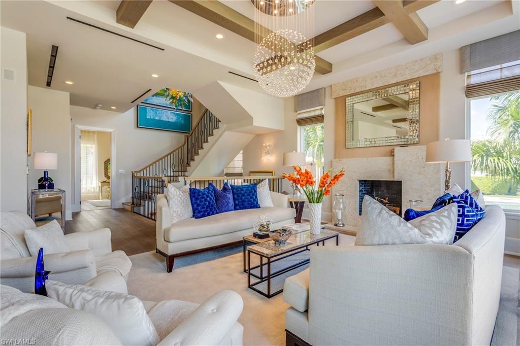 NAPLES CASAMORE - Residential