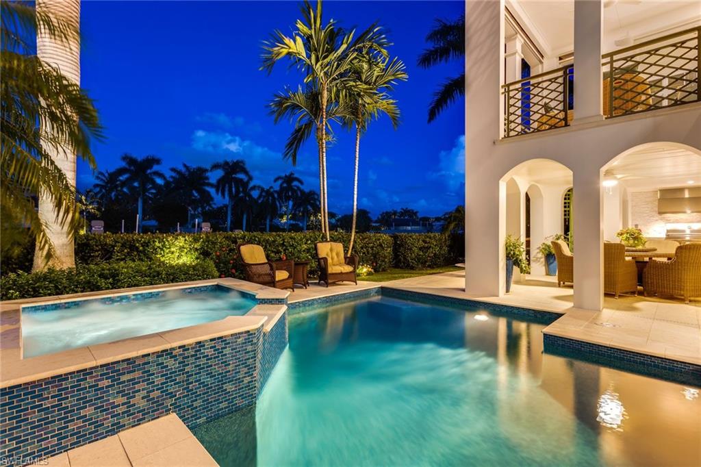 NAPLES CASAMORE - Residential