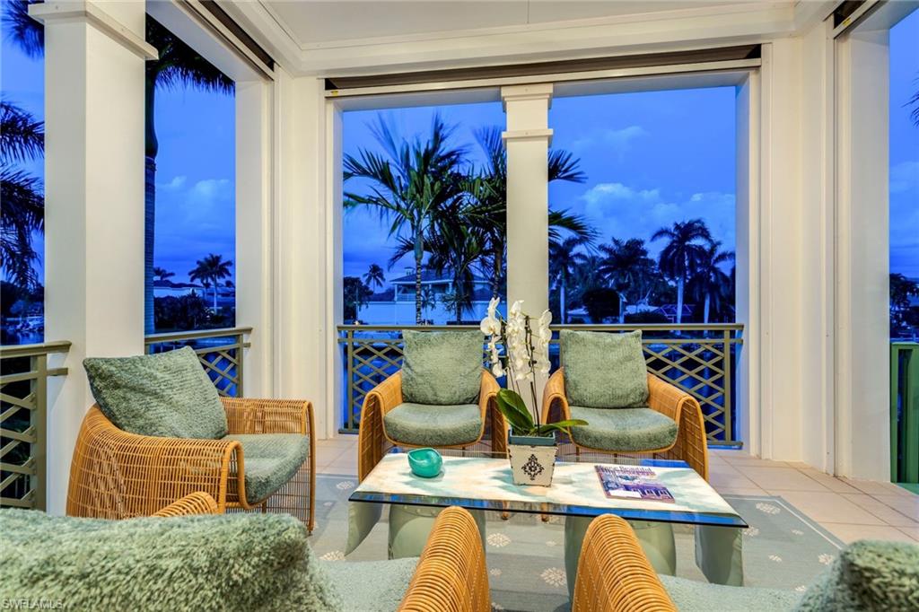 NAPLES CASAMORE - Residential