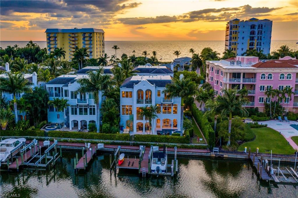 NAPLES CASAMORE - Residential