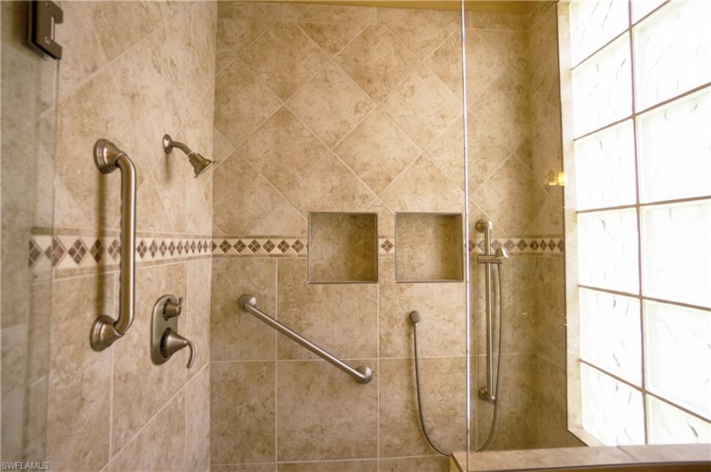 ISLAND WALK - Residential