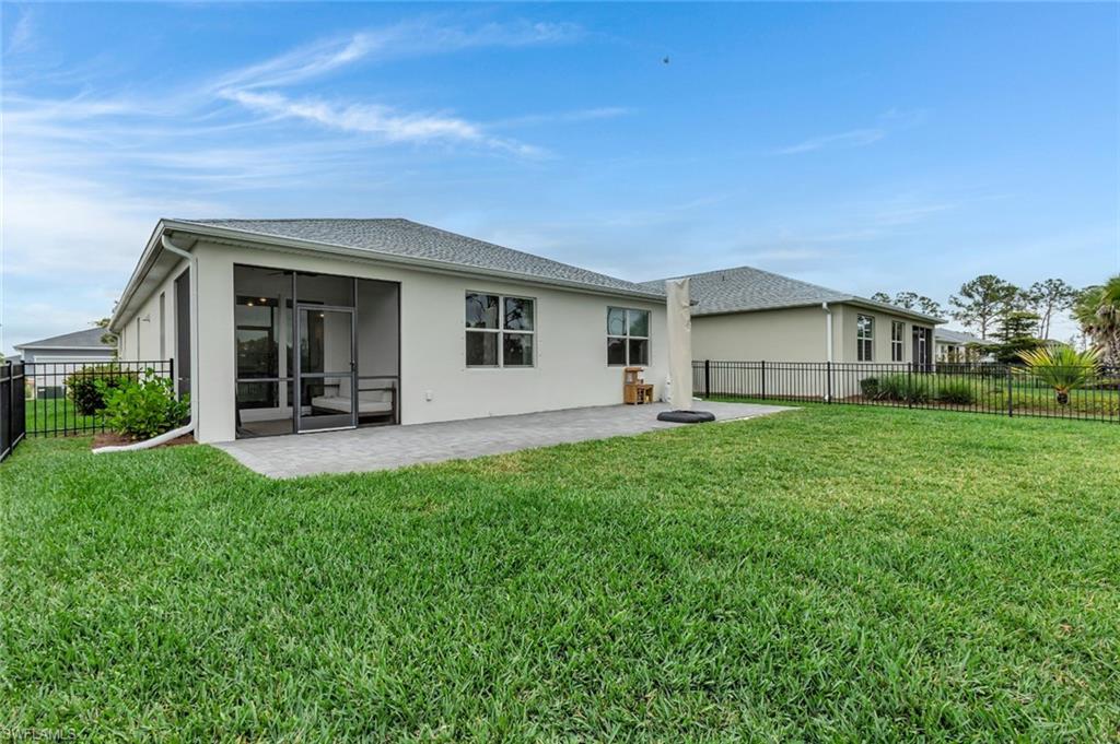 CRESCENT GROVE - Residential