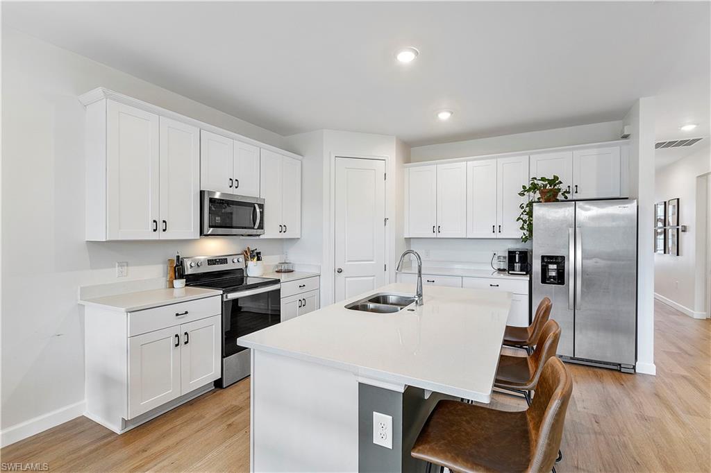 CRESCENT GROVE - Residential