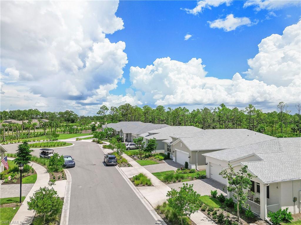 CRESCENT GROVE - Residential