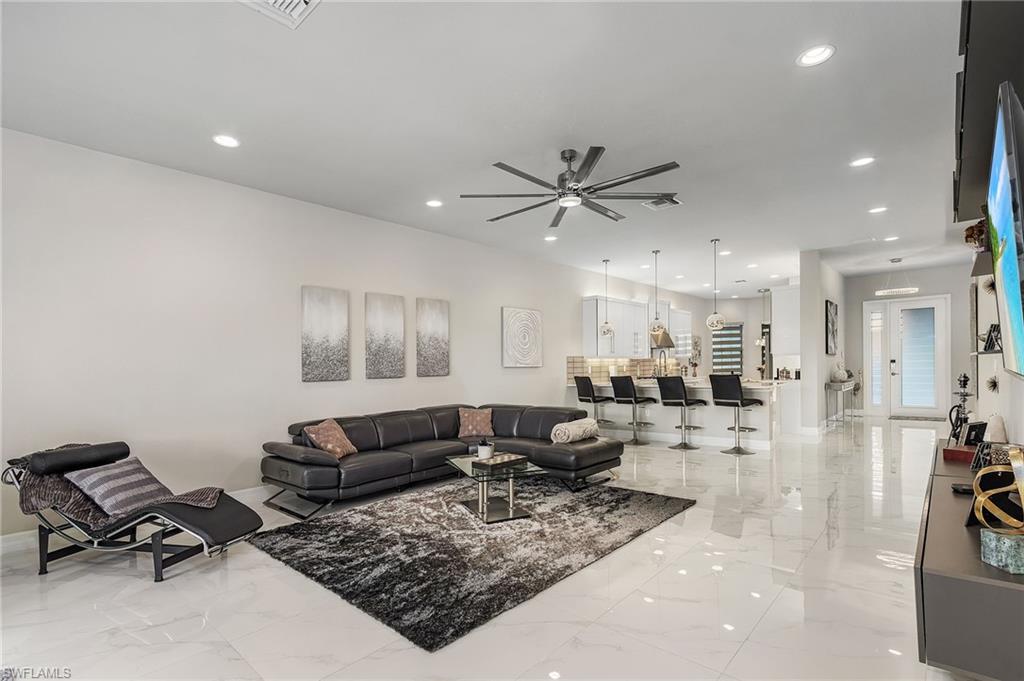 STONECREEK - Residential