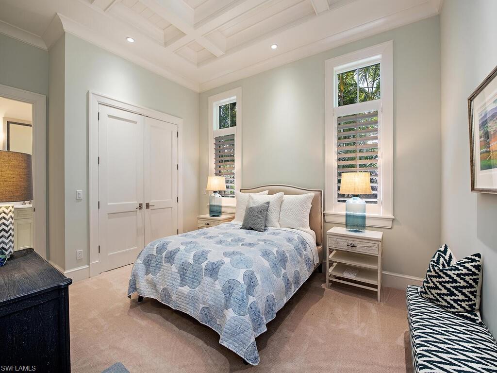 MOORINGS - Residential