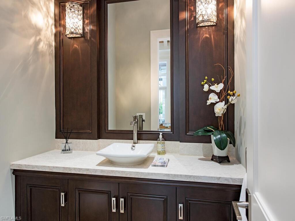 MOORINGS - Residential