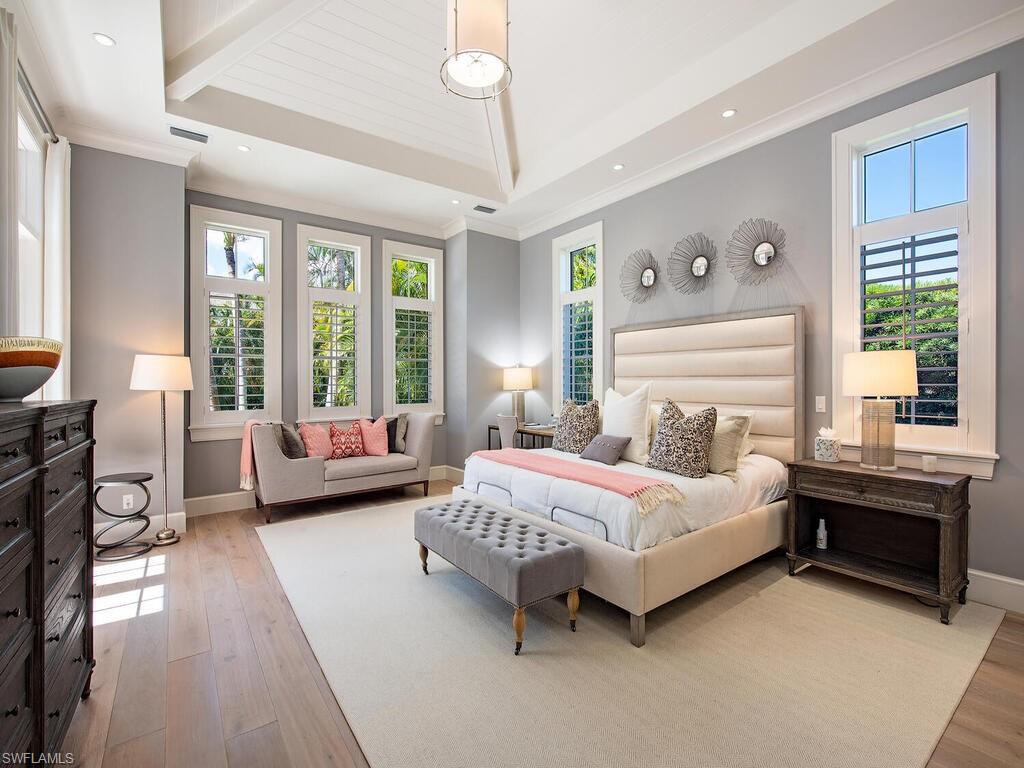 MOORINGS - Residential