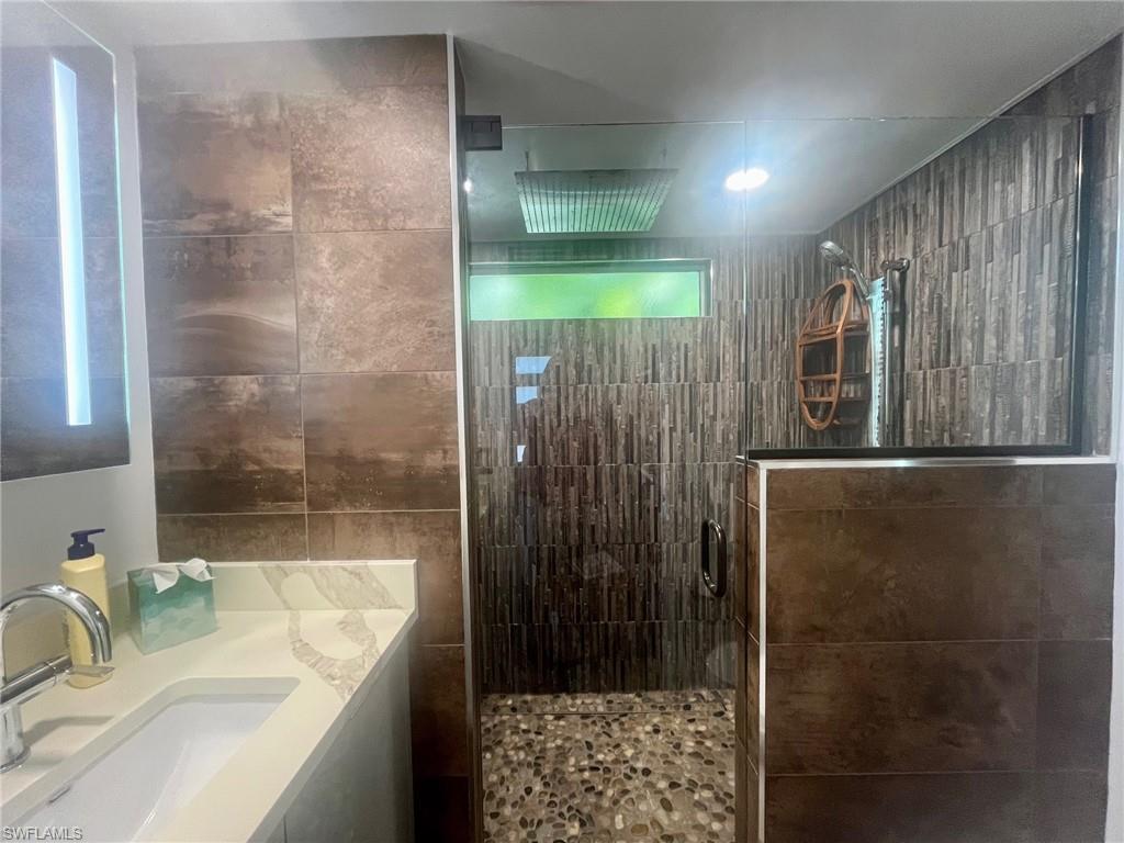 PELICAN LAKE RV RESORT - Land