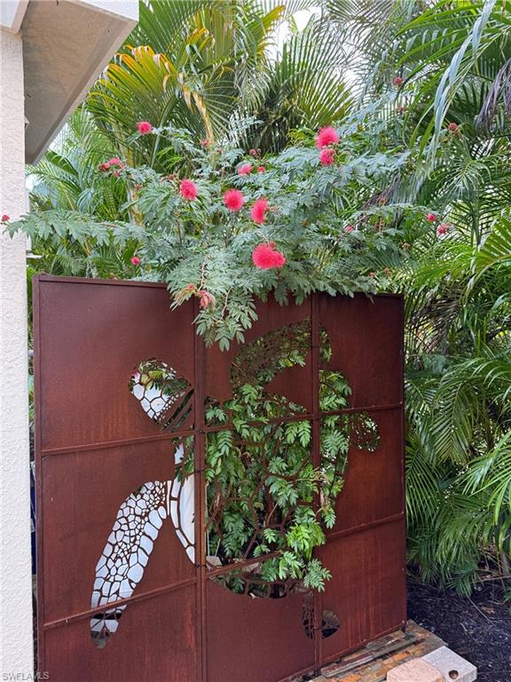 PELICAN LAKE RV RESORT - Land