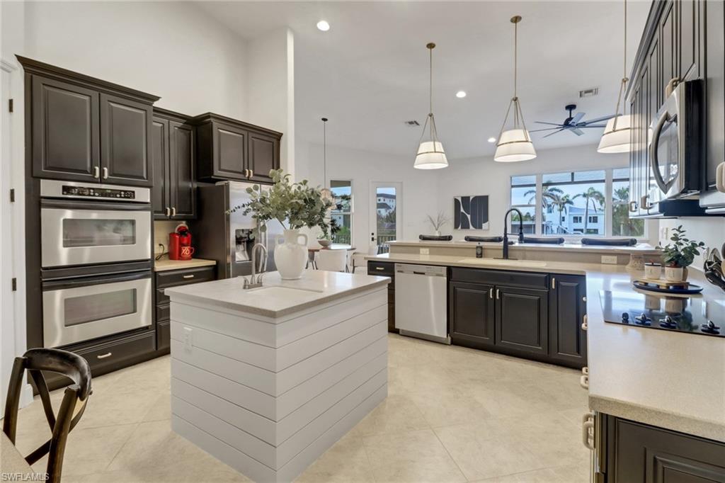 LITTLE HICKORY SHORES - Residential