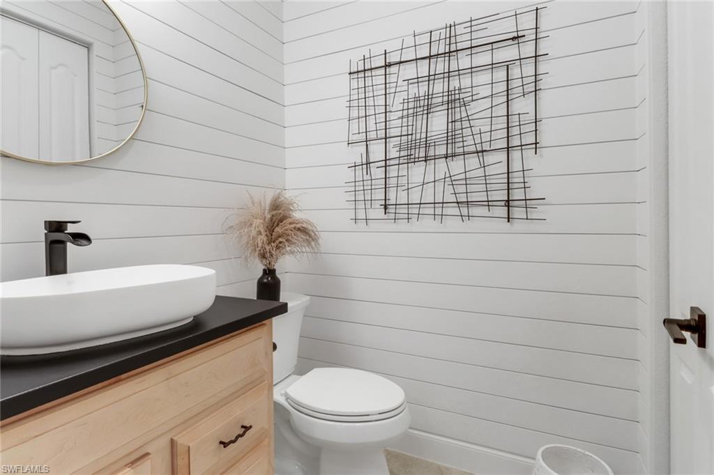 LITTLE HICKORY SHORES - Residential