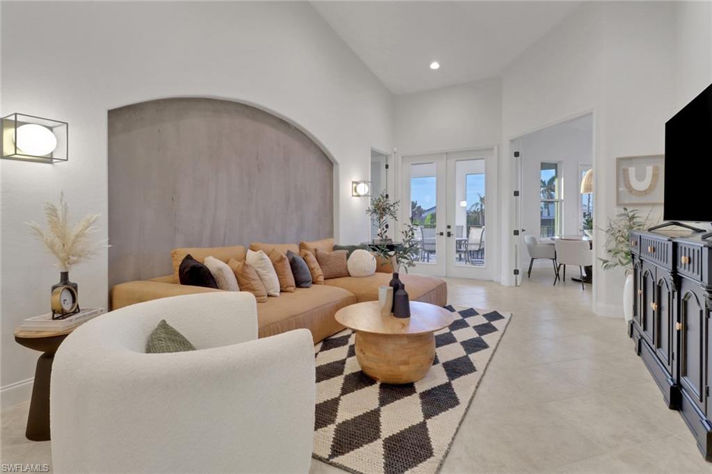 LITTLE HICKORY SHORES - Residential