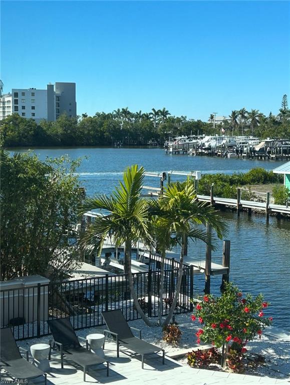 LITTLE HICKORY SHORES - Residential