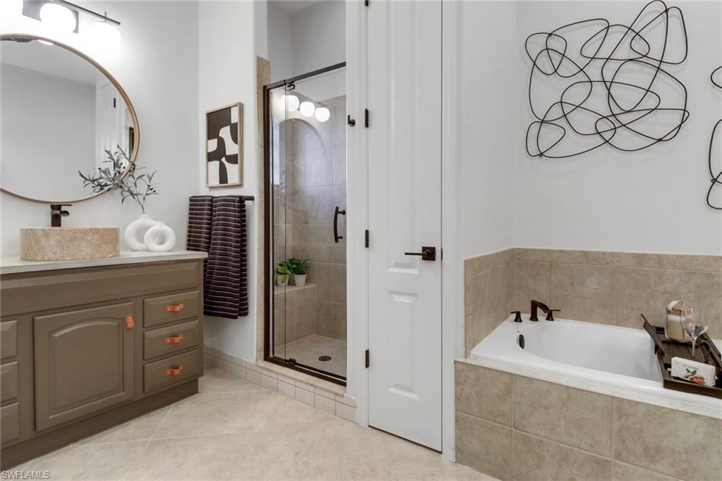 LITTLE HICKORY SHORES - Residential