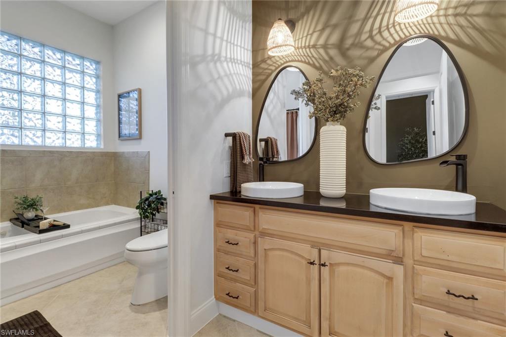 LITTLE HICKORY SHORES - Residential