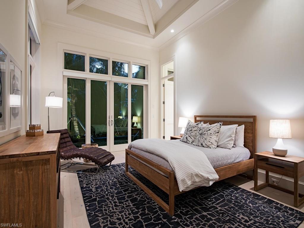 MOORINGS - Residential