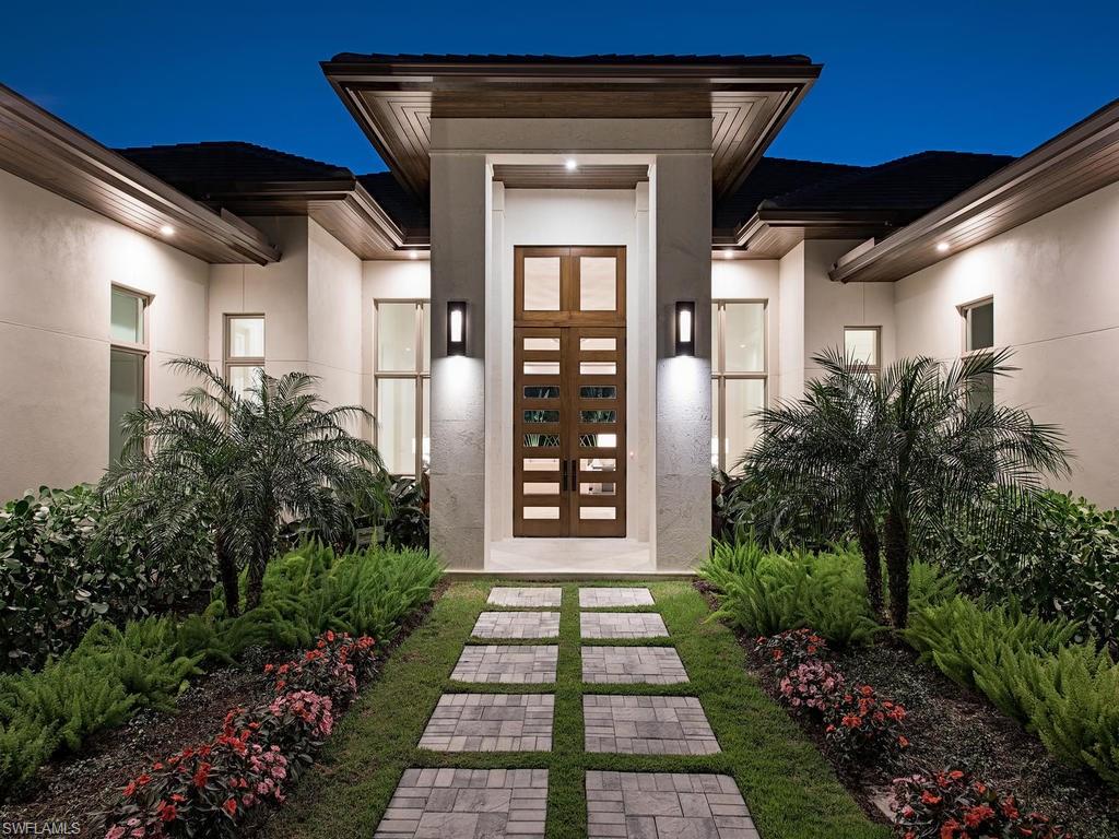 MOORINGS - Residential