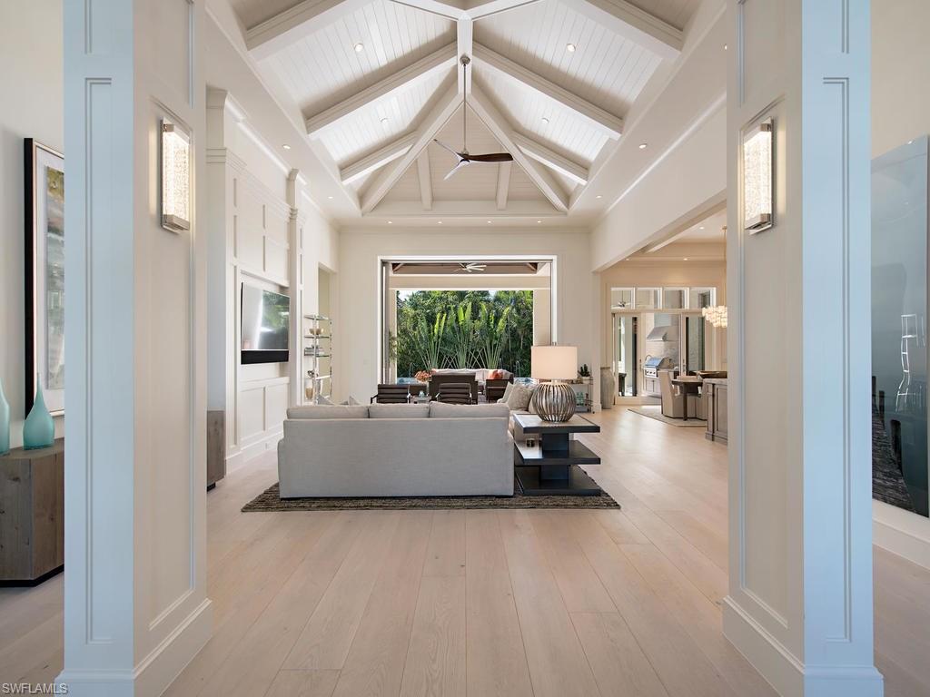 MOORINGS - Residential