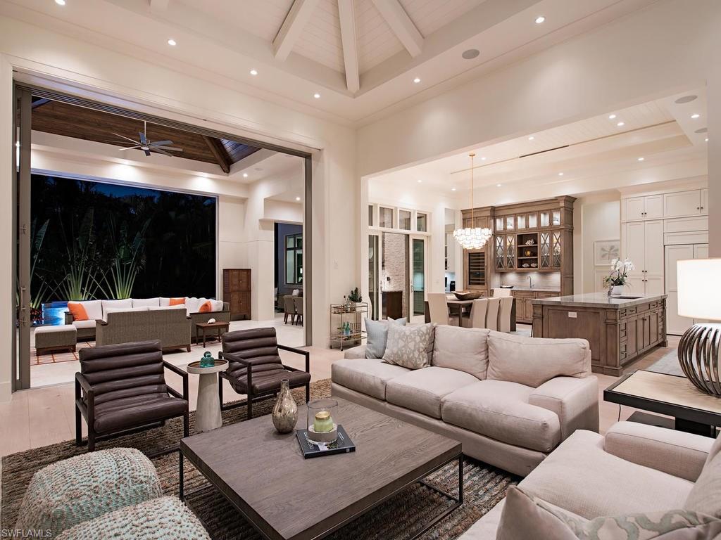 MOORINGS - Residential