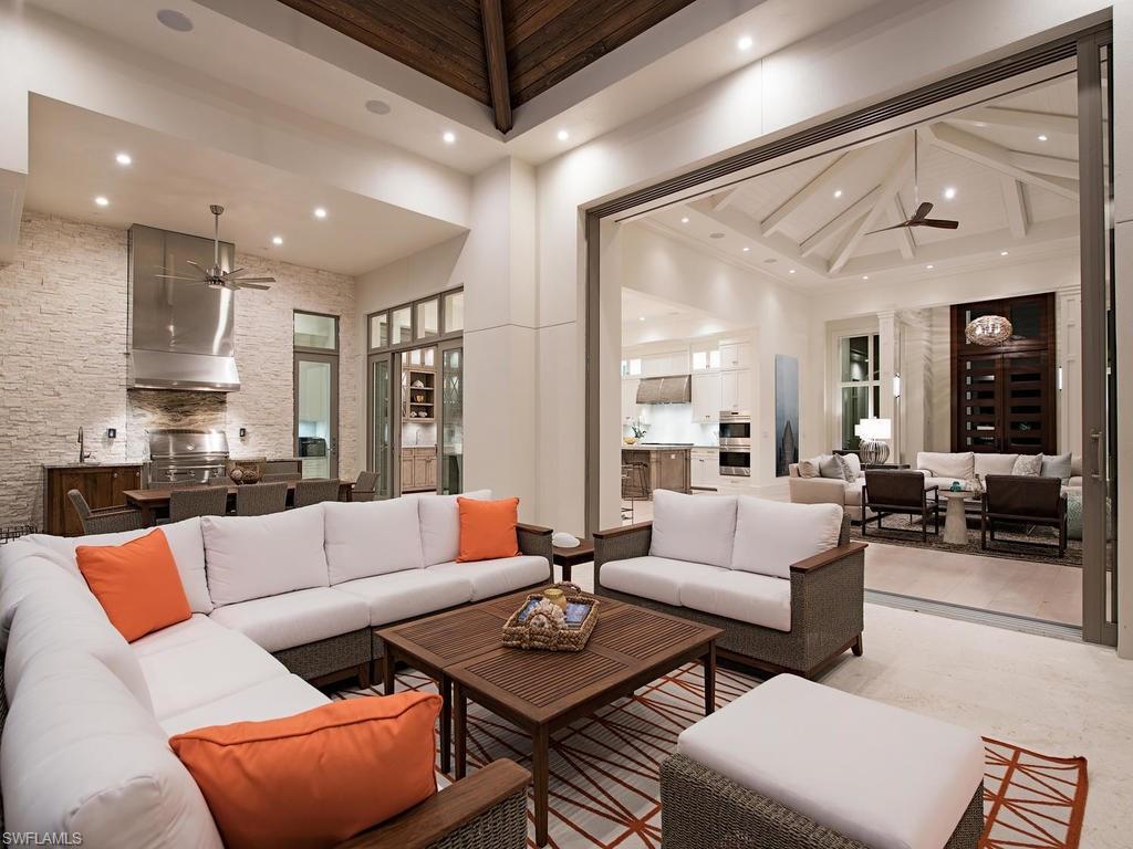 MOORINGS - Residential