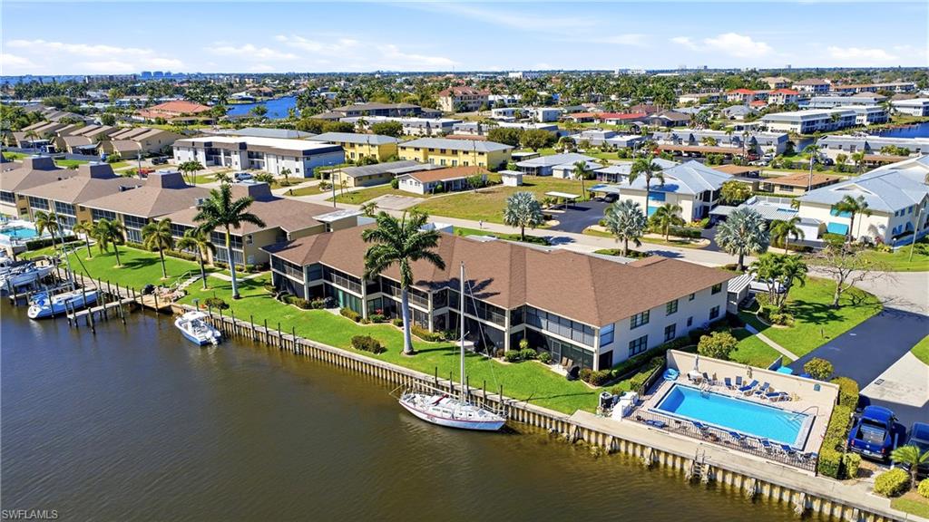 RIVER HARBOR CLUB CONDO - Residential