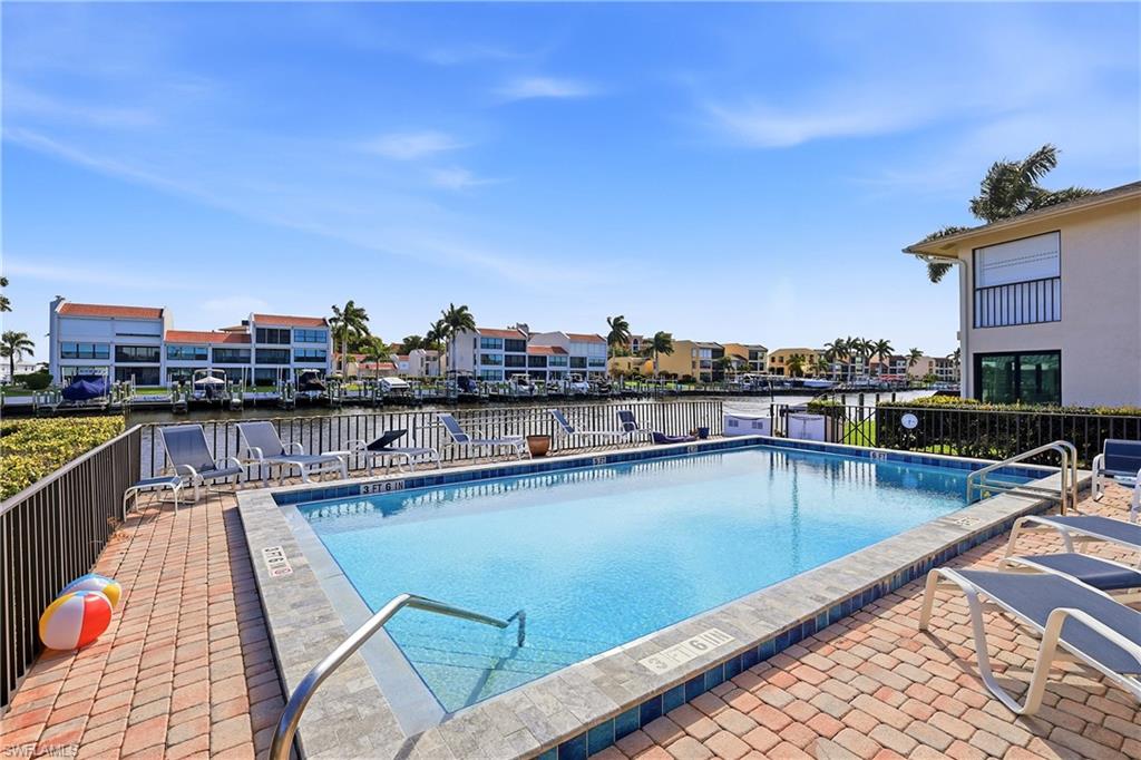 RIVER HARBOR CLUB CONDO - Residential