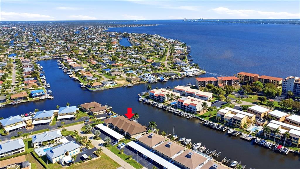 RIVER HARBOR CLUB CONDO - Residential