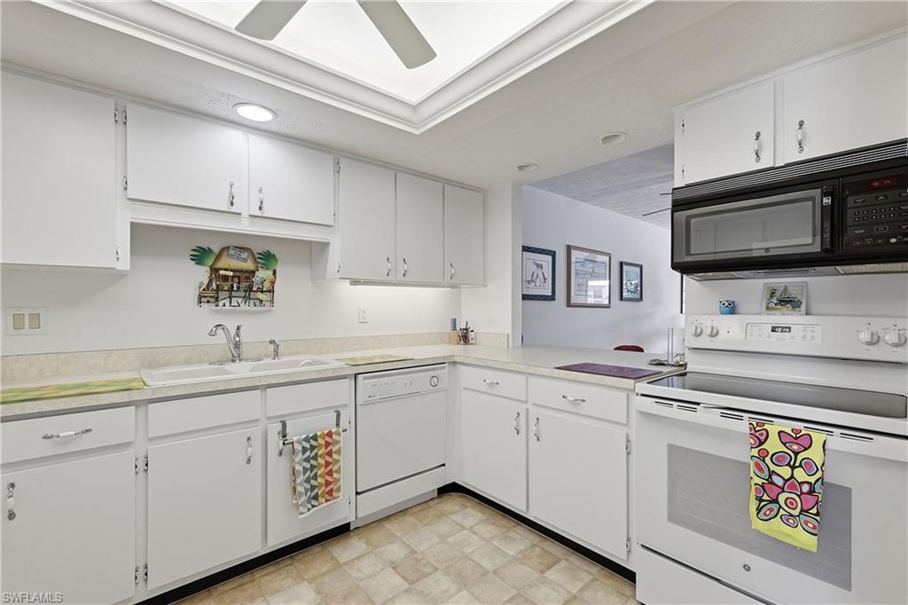 RIVER HARBOR CLUB CONDO - Residential