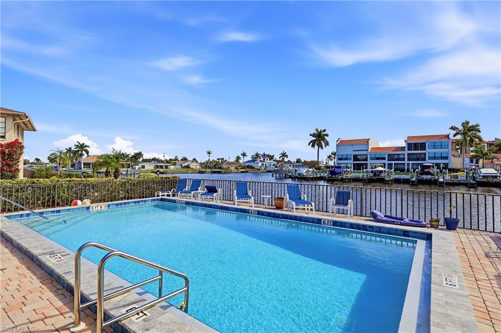 RIVER HARBOR CLUB CONDO - Residential