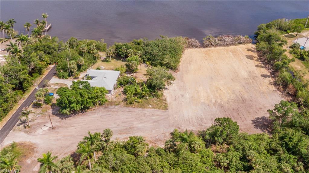 HARBOR ESTATES - Land