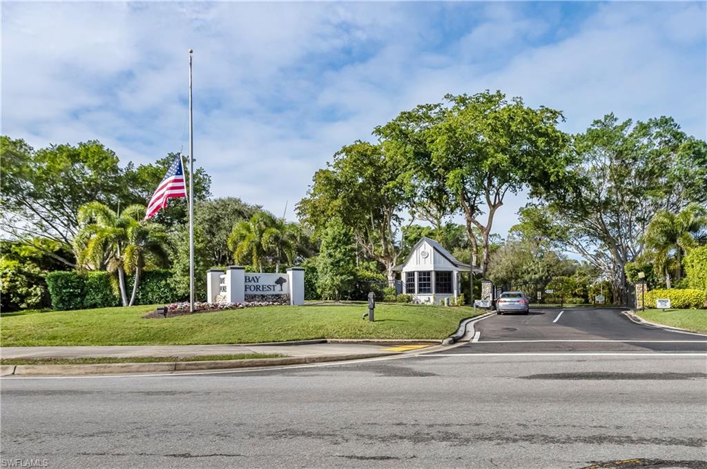 NAPLES WALK - Residential