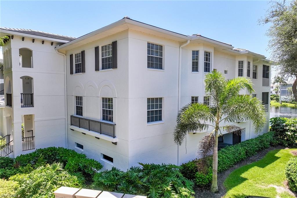 BREAKWATER - Residential