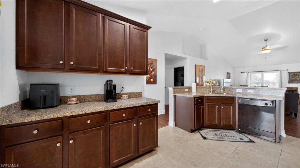 PORT CHARLOTTE - Residential